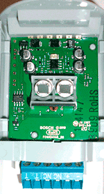 Quad technology detector improve false alarms